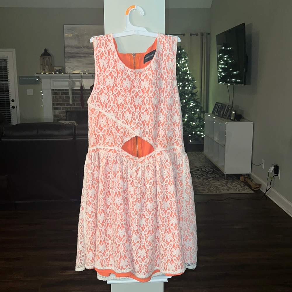 This dress is perfect for summer/spring events